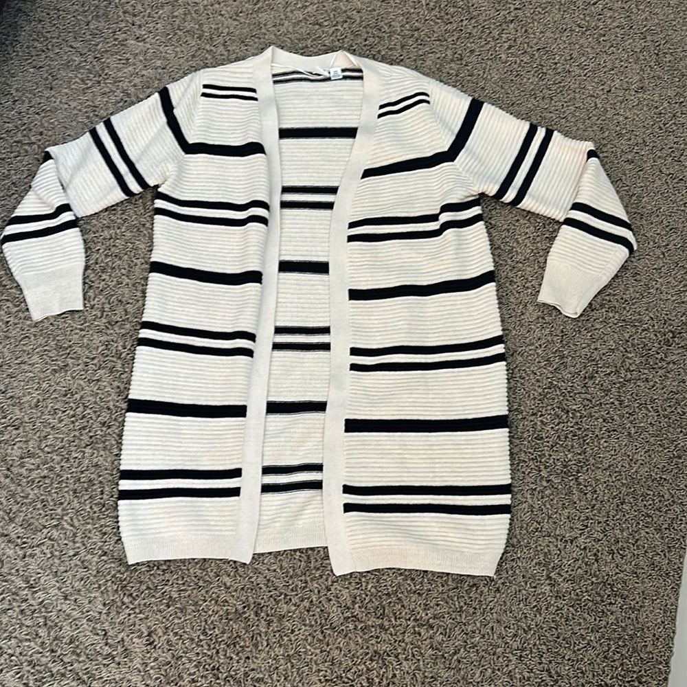 Roxy long cardigan cream and black stripes size small